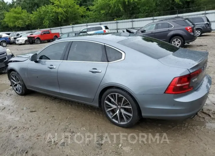 VOLVO S90 T5 MOM 2018 vin LVY982AK2JP024832 from auto auction Copart