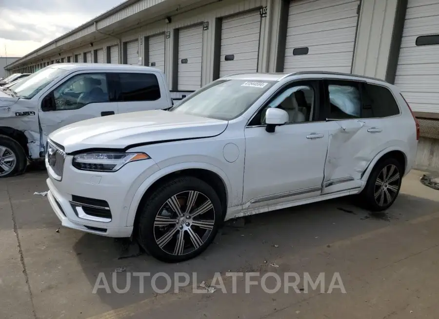 VOLVO XC90 T8 RE 2021 vin YV4BR00L7M1765809 from auto auction Copart