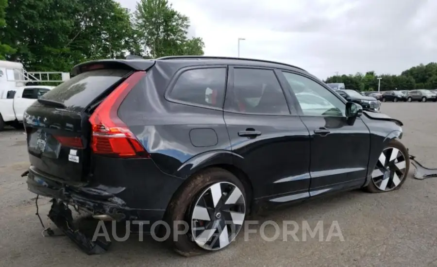 VOLVO XC60 PLUS 2024 vin YV4H60DL0R1902514 from auto auction Copart