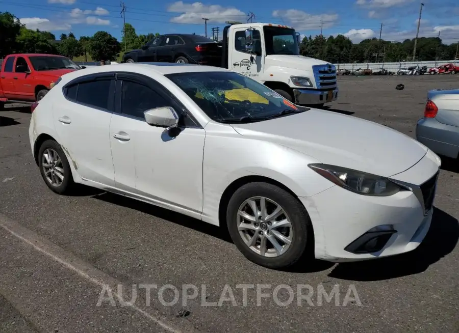 MAZDA 3 TOURING 2015 vin JM1BM1L71F1267372 from auto auction Copart