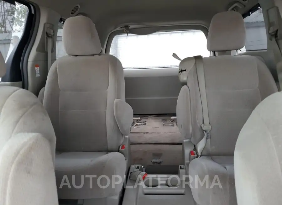 TOYOTA SIENNA LE 2015 vin 5TDKK3DC2FS626860 from auto auction Copart