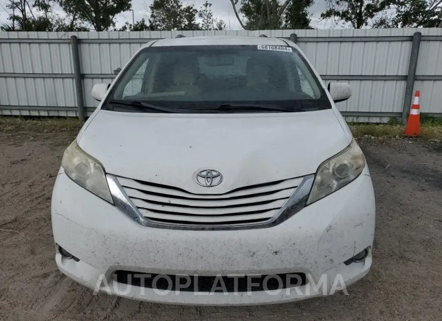 TOYOTA SIENNA LE 2015 vin 5TDKK3DC2FS626860 from auto auction Copart