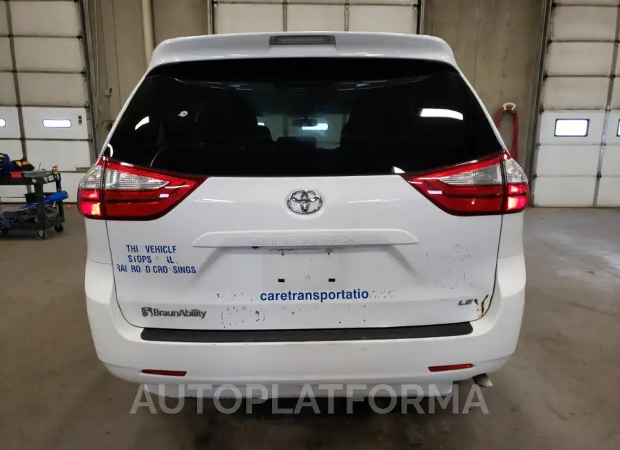 TOYOTA SIENNA LE 2017 vin 5TDKZ3DC4HS800779 from auto auction Copart