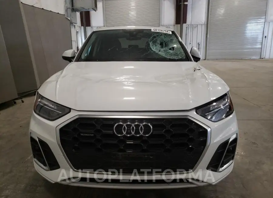 AUDI Q5 PREMIUM 2022 vin WA1GAAFY5N2073093 from auto auction Copart