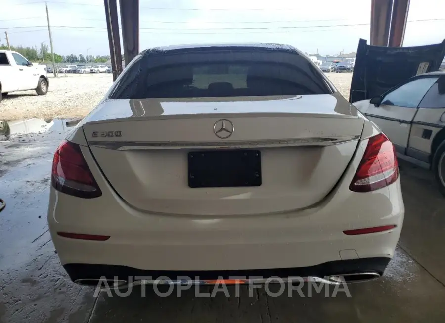 MERCEDES-BENZ E 300 2019 vin WDDZF4JB5KA604949 from auto auction Copart