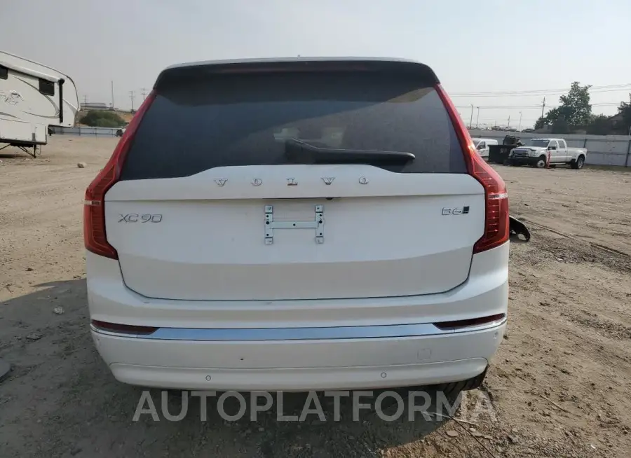 VOLVO XC90 PLUS 2024 vin YV4062PE2R1199889 from auto auction Copart