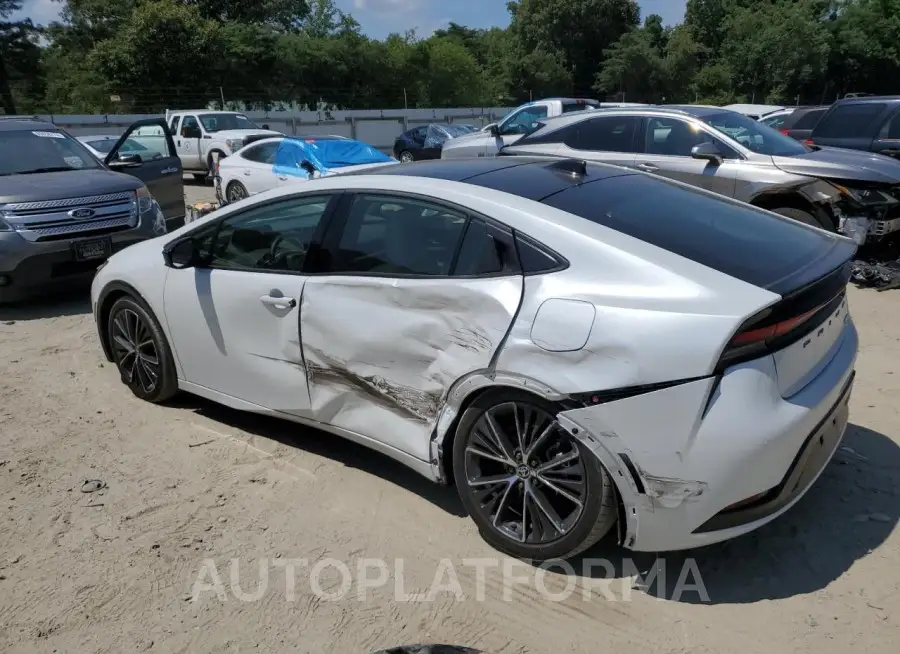 TOYOTA PRIUS LE 2024 vin JTDACAAU5R3020761 from auto auction Copart