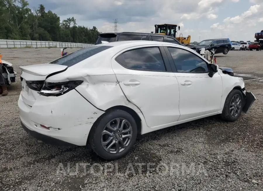 TOYOTA YARIS L 2019 vin 3MYDLBYV7KY526575 from auto auction Copart