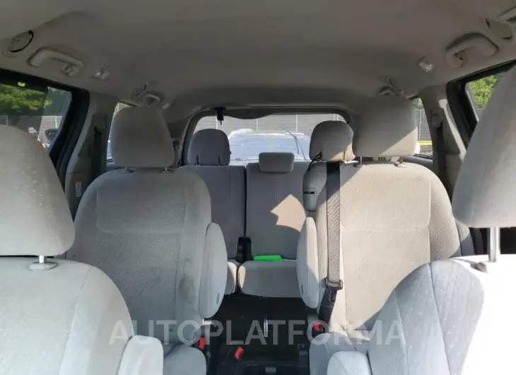 TOYOTA SIENNA SE 2019 vin 5TDXZ3DC8KS980605 from auto auction Copart