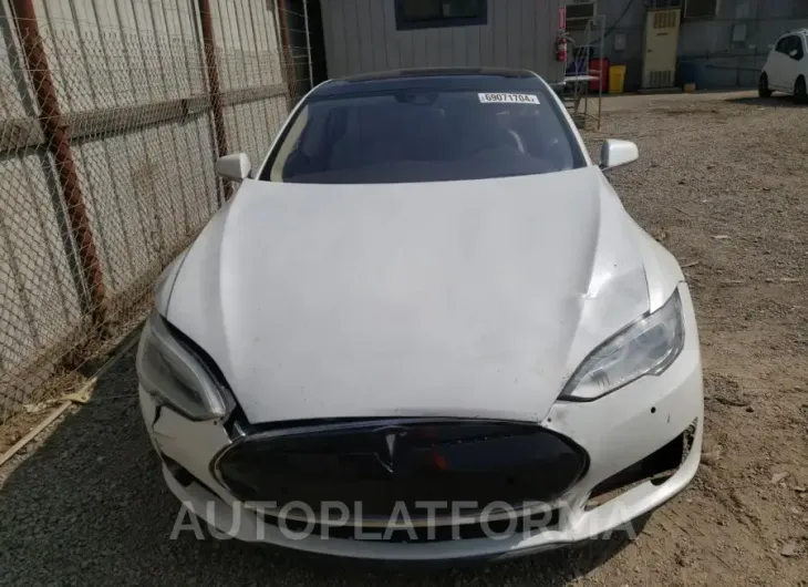 TESLA MODEL S 2015 vin 5YJSA1E24FF105205 from auto auction Copart