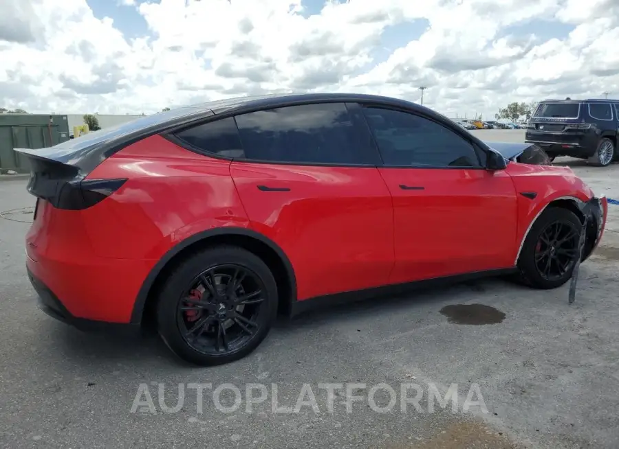 TESLA MODEL Y 2022 vin 7SAYGDEE2NF354124 from auto auction Copart