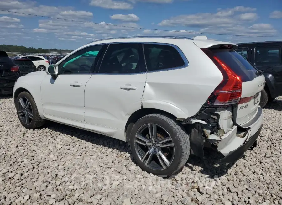 VOLVO XC60 T5 MO 2018 vin YV4102RK9J1062302 from auto auction Copart