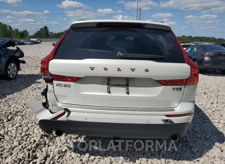 VOLVO XC60 T5 MO 2018 vin YV4102RK9J1062302 from auto auction Copart