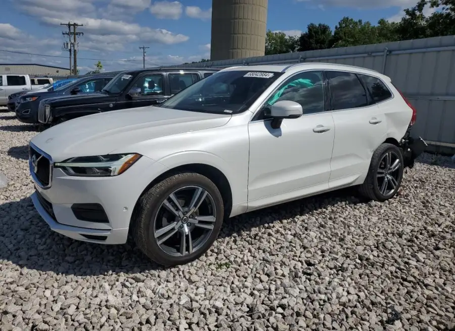 VOLVO XC60 T5 MO 2018 vin YV4102RK9J1062302 from auto auction Copart