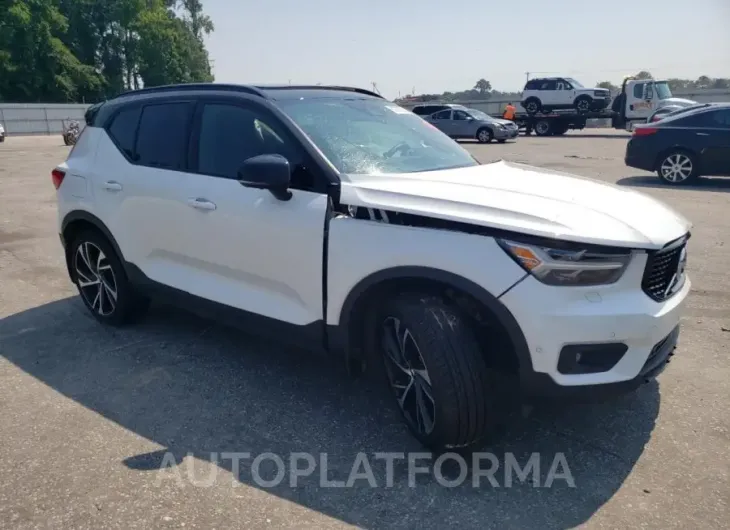 VOLVO XC40 T4 R- 2022 vin YV4AC2HM8N2720461 from auto auction Copart