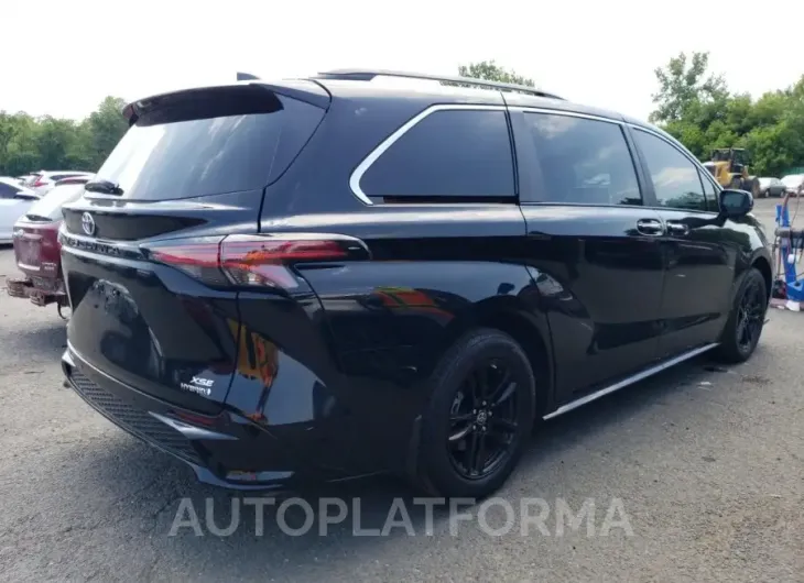 TOYOTA SIENNA XSE 2023 vin 5TDDSKFC8PS093821 from auto auction Copart