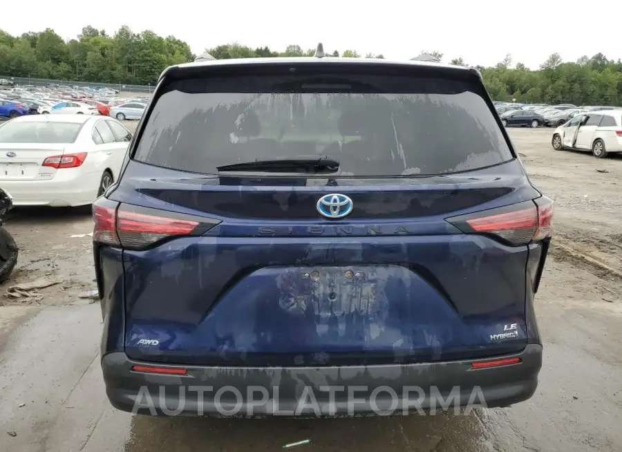 TOYOTA SIENNA LE 2021 vin 5TDKSKFCXMS038144 from auto auction Copart