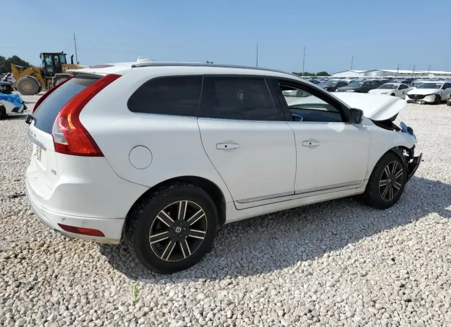 VOLVO XC60 T5 DY 2017 vin YV440MDR7H2130033 from auto auction Copart