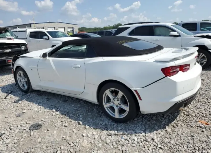 CHEVROLET CAMARO LS 2021 vin 1G1FB3DS3M0103543 from auto auction Copart