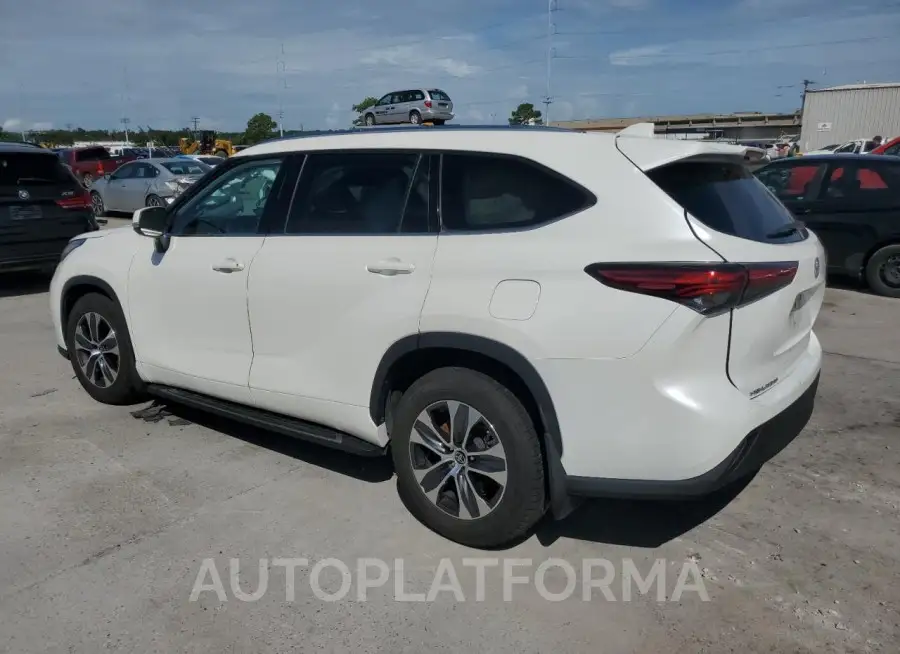 TOYOTA HIGHLANDER 2021 vin 5TDGZRAH8MS057515 from auto auction Copart