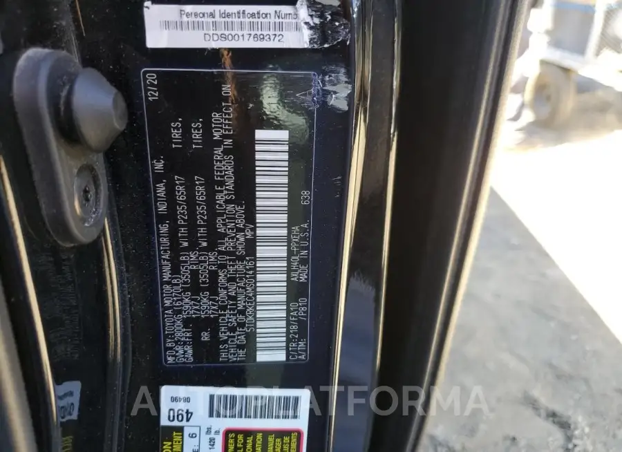 TOYOTA SIENNA LE 2021 vin 5TDKRKEC4MS014161 from auto auction Copart