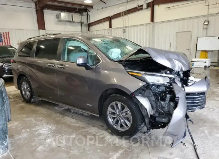 TOYOTA SIENNA XLE 2021 vin 5TDYRKEC4MS069168 from auto auction Copart