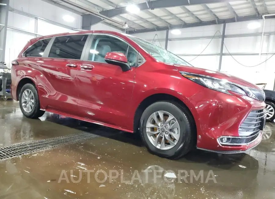 TOYOTA SIENNA XLE 2023 vin 5TDYRKEC8PS156317 from auto auction Copart