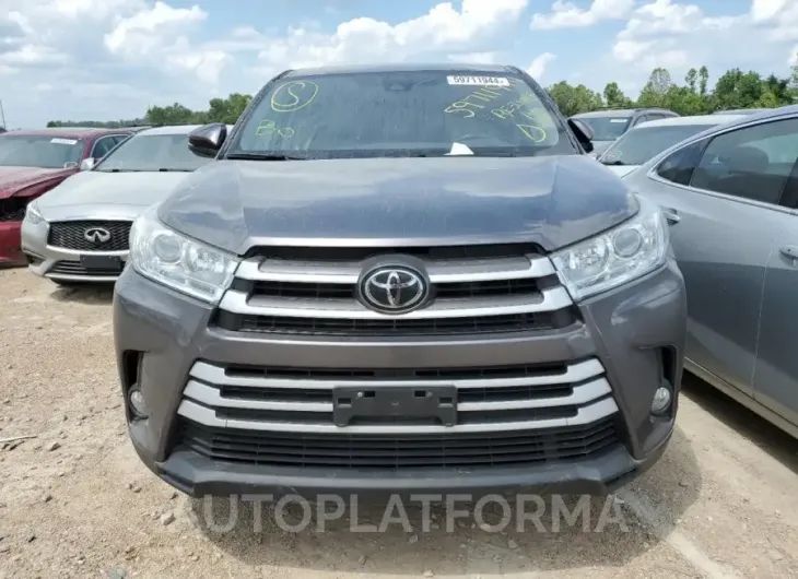 TOYOTA HIGHLANDER 2019 vin 5TDZZRFHXKS300448 from auto auction Copart