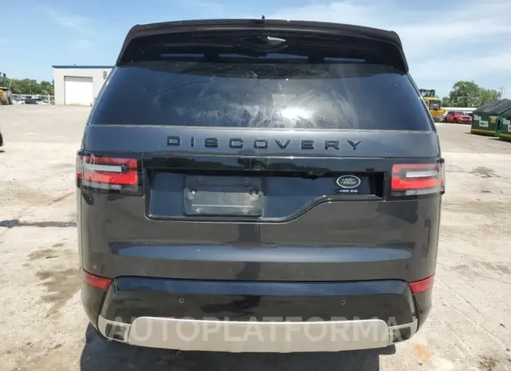 LAND ROVER DISCOVERY 2018 vin SALRT2RV7JA053629 from auto auction Copart