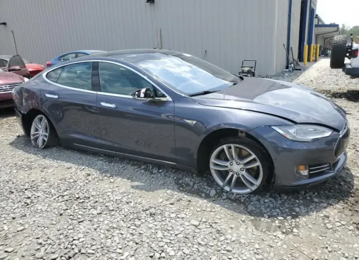 TESLA MODEL S 85 2015 vin 5YJSA1H10FFP71707 from auto auction Copart