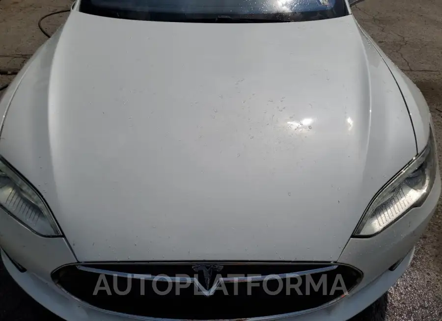 TESLA MODEL S 85 2015 vin 5YJSA1H27FFP64388 from auto auction Copart