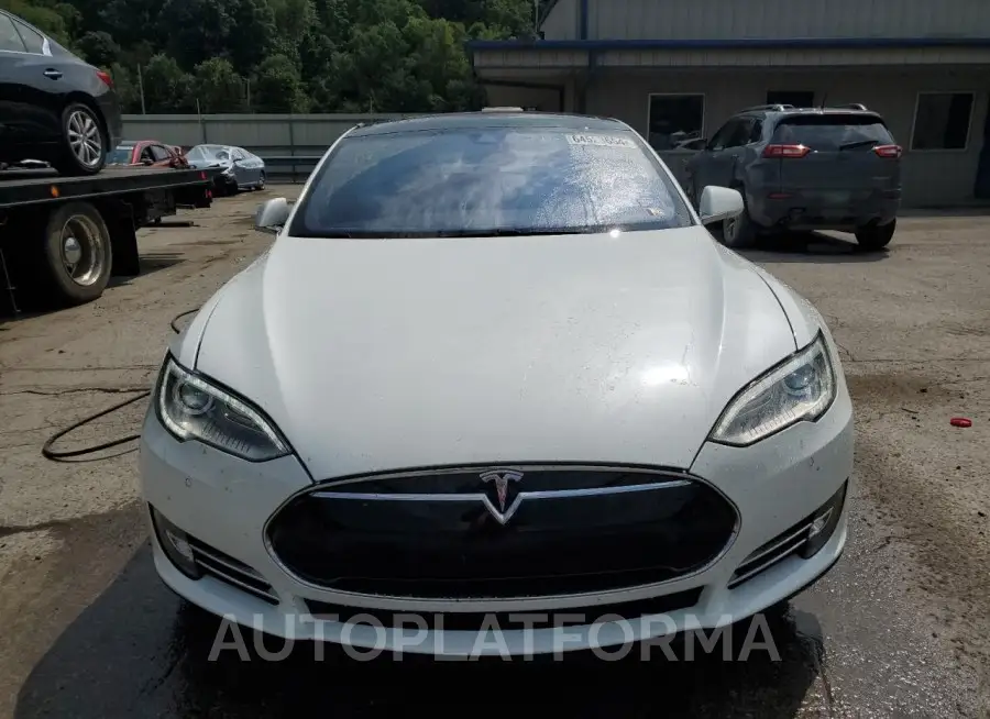 TESLA MODEL S 85 2015 vin 5YJSA1H27FFP64388 from auto auction Copart