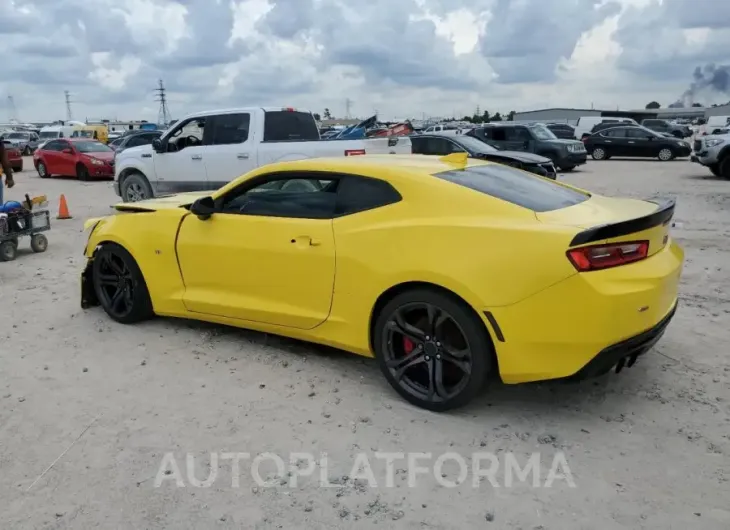 CHEVROLET CAMARO SS 2017 vin 1G1FE1R78H0211615 from auto auction Copart