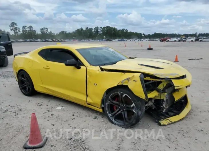 CHEVROLET CAMARO SS 2017 vin 1G1FE1R78H0211615 from auto auction Copart