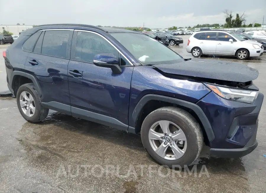 TOYOTA RAV4 XLE 2022 vin 2T3W1RFVXNW219033 from auto auction Copart