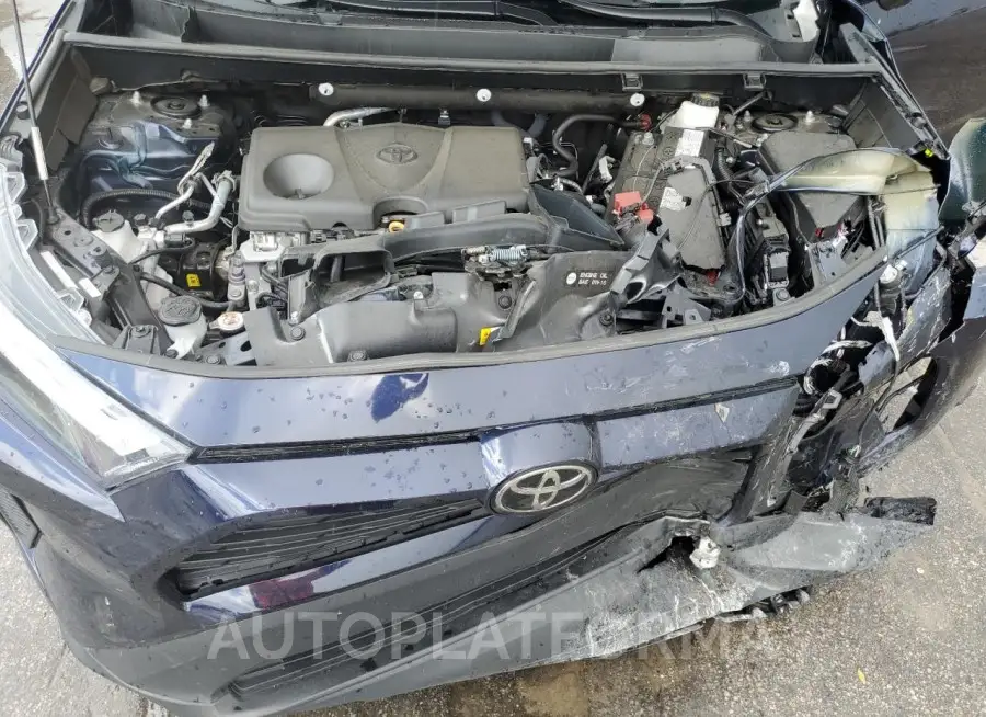 TOYOTA RAV4 XLE 2022 vin 2T3W1RFVXNW219033 from auto auction Copart