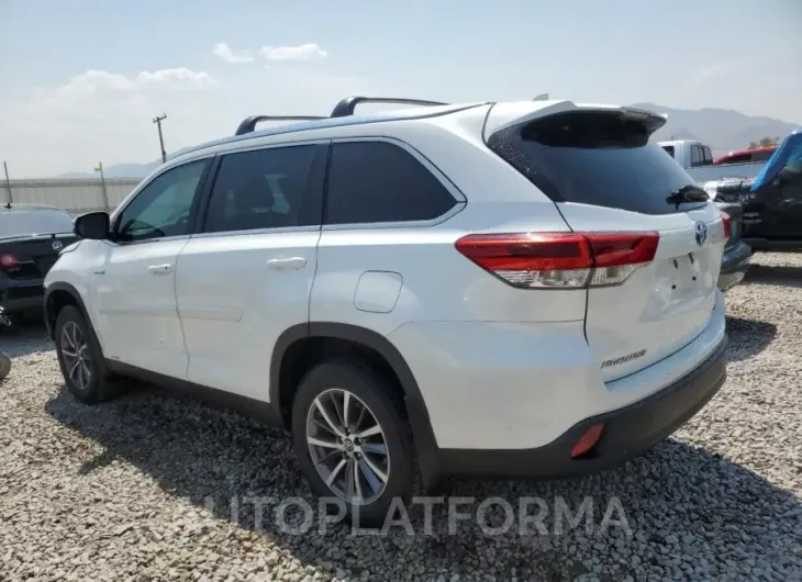 TOYOTA HIGHLANDER 2019 vin 5TDJGRFH5KS067064 from auto auction Copart