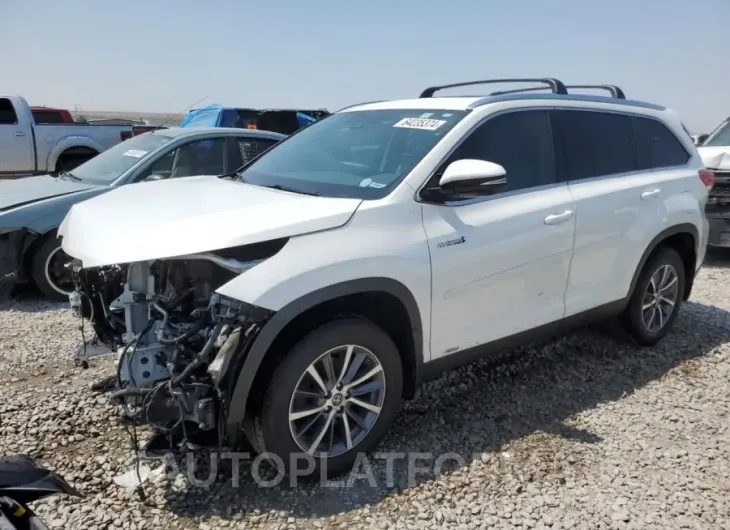 TOYOTA HIGHLANDER 2019 vin 5TDJGRFH5KS067064 from auto auction Copart