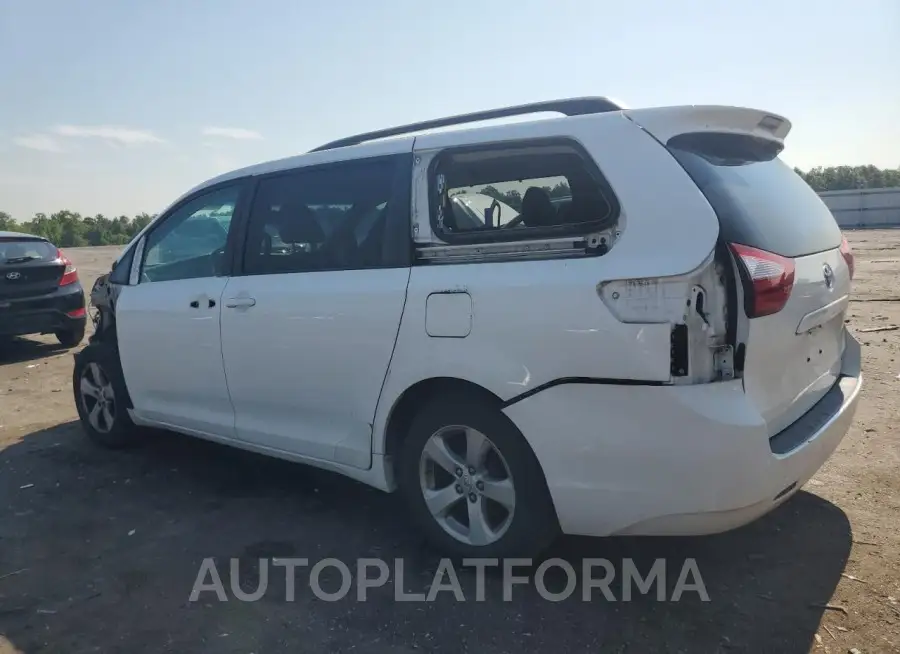 TOYOTA SIENNA LE 2015 vin 5TDKK3DC0FS576864 from auto auction Copart