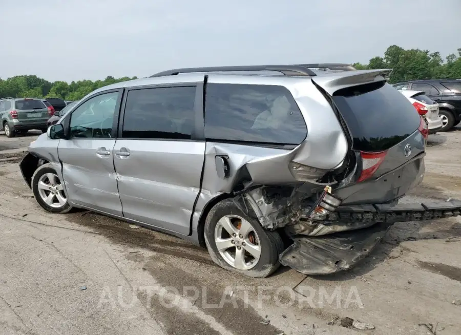 TOYOTA SIENNA LE 2017 vin 5TDKZ3DC3HS768360 from auto auction Copart