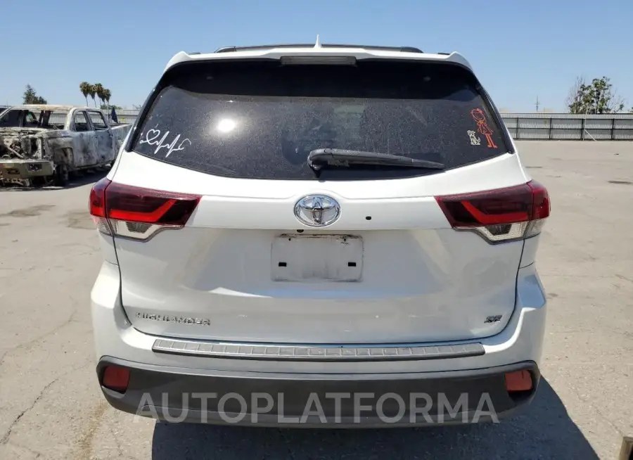 TOYOTA HIGHLANDER 2019 vin 5TDKZRFH2KS567018 from auto auction Copart