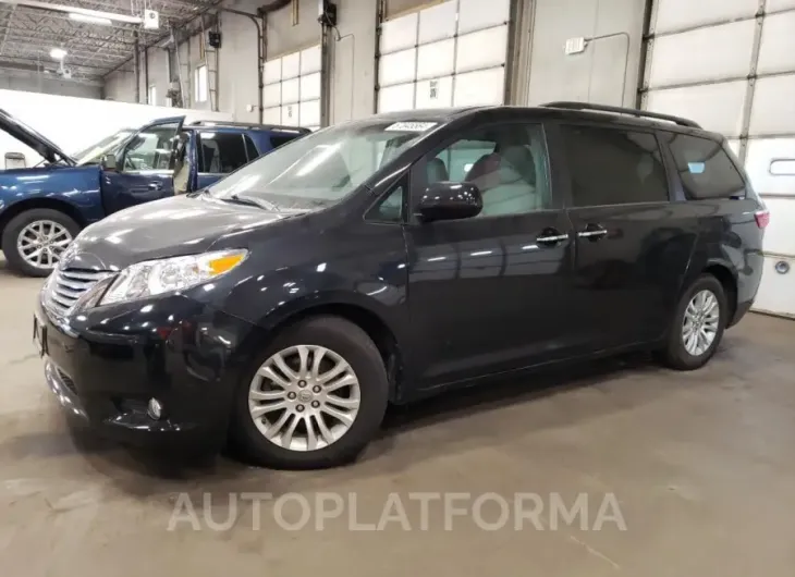 TOYOTA SIENNA XLE 2015 vin 5TDYK3DC8FS625108 from auto auction Copart