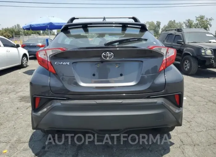 TOYOTA C-HR XLE 2021 vin NMTKHMBX7MR135402 from auto auction Copart