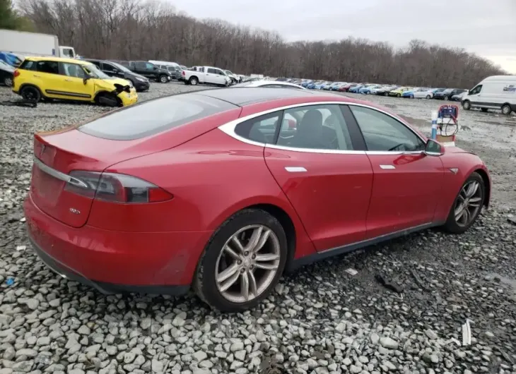 TESLA MODEL S 2015 vin 5YJSA1E26FF114102 from auto auction Copart