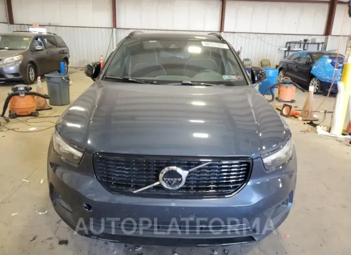 VOLVO XC40 T5 R- 2022 vin YV4162UMXN2720684 from auto auction Copart