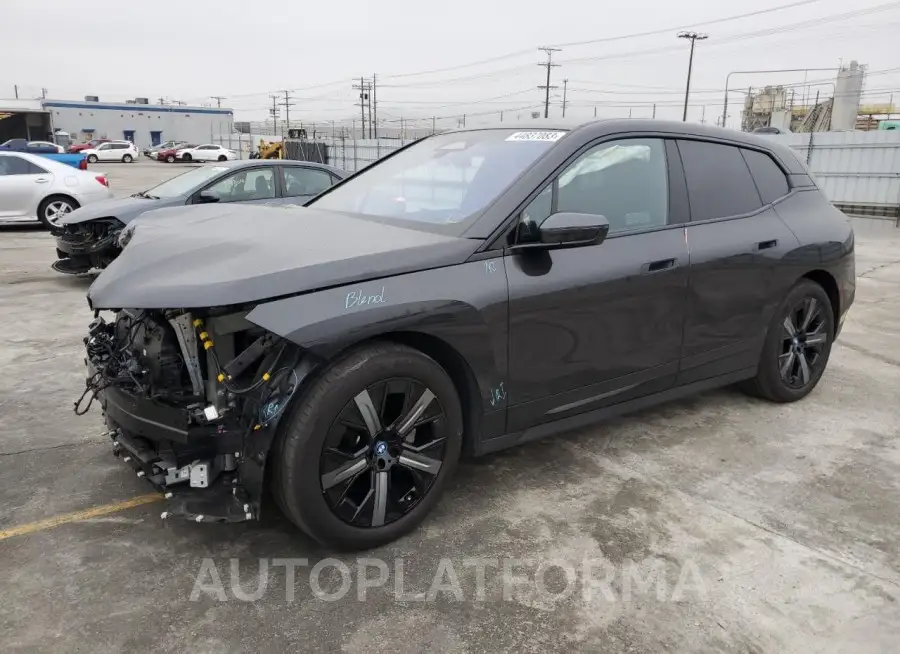 BMW IX XDRIVE5 2022 vin WB523CF04NCK66177 from auto auction Copart