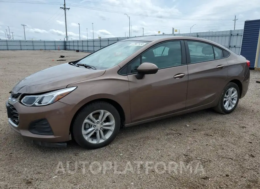 CHEVROLET CRUZE LS 2019 vin 1G1BC5SM7K7125805 from auto auction Copart