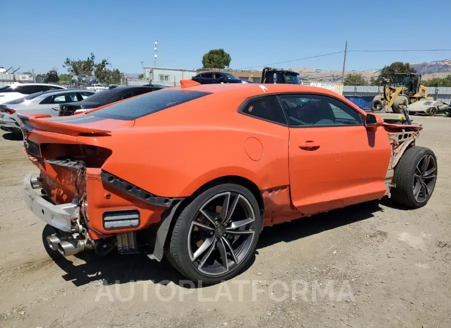 CHEVROLET CAMARO LT 2018 vin 1G1FD1RS5J0163875 from auto auction Copart