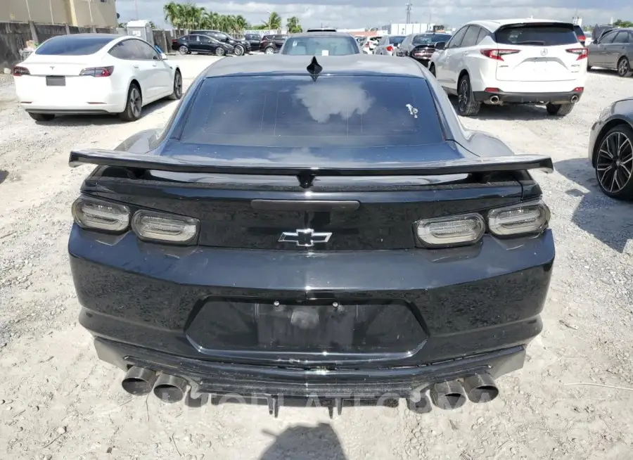 CHEVROLET CAMARO LZ 2021 vin 1G1FE1R7XM0135826 from auto auction Copart