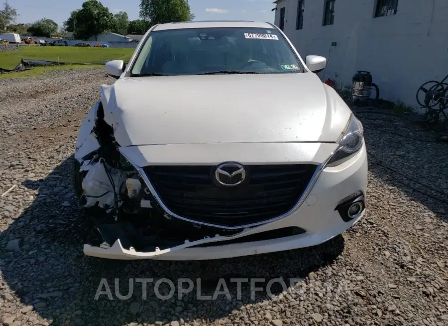 MAZDA 3 GRAND TO 2015 vin JM1BM1M35F1225170 from auto auction Copart